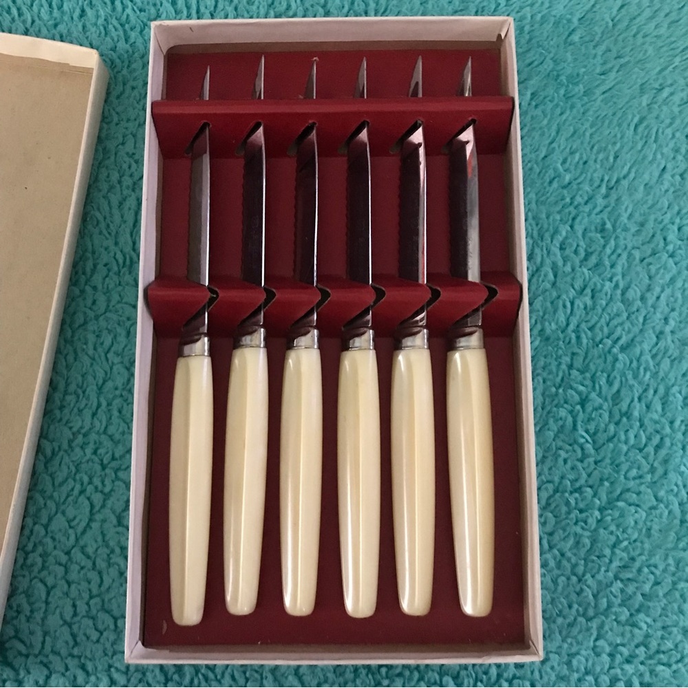 Vintage Regent Sheffield Steak Bakelite Knives Set Of 6 Made In England